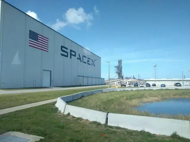 SpaceXAI lança modelo Grok 4.6 com capacidades avançadas de raciocínio