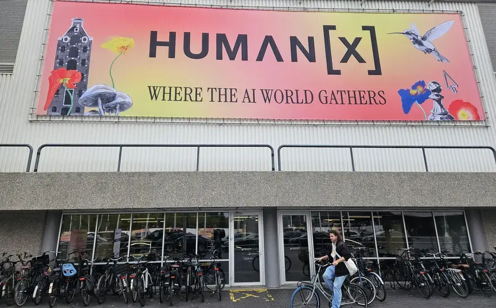Como startups estão revolucionando a Inteligência Artificial na HumanX