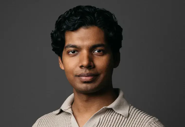 Warp Expande Plataforma de HR com Agentes Programáveis de IA